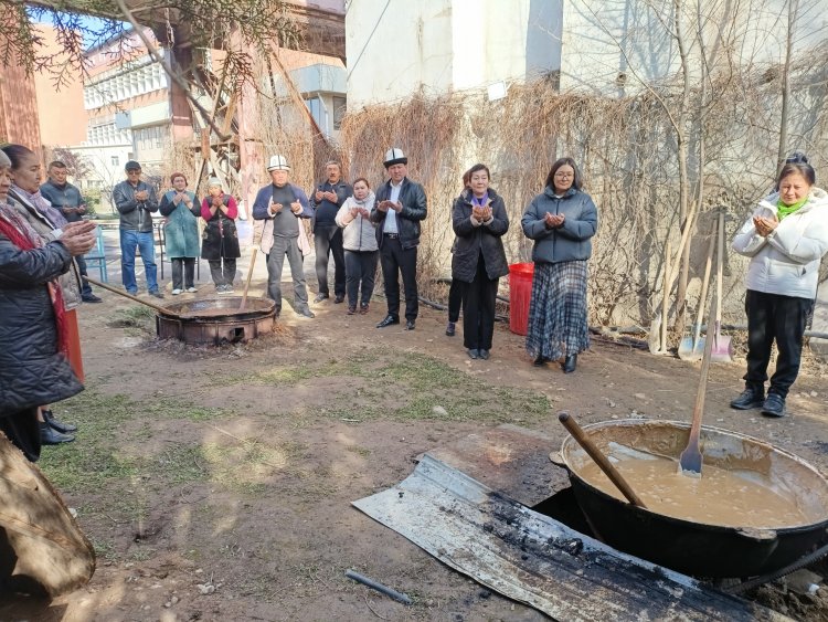 В МФК сварили сумолок